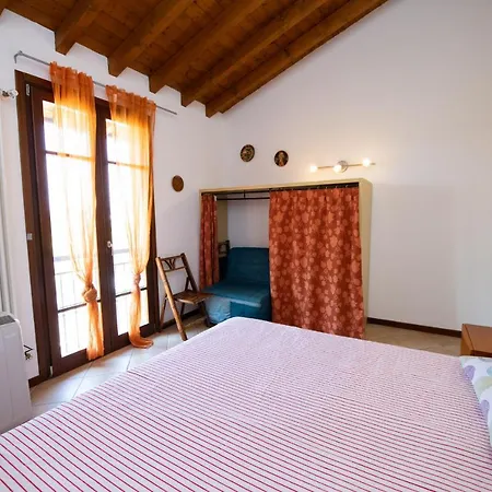 Victoria Apartment Manerba del Garda